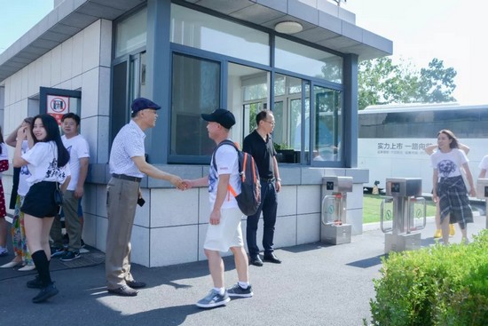 �������ʹ���-׷�󿵽�,����һ������