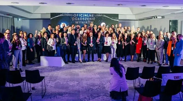 �������ʹ���-׷�󿵽�,����һ������