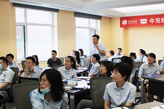 �������ʹ���-׷�󿵽�,����һ������