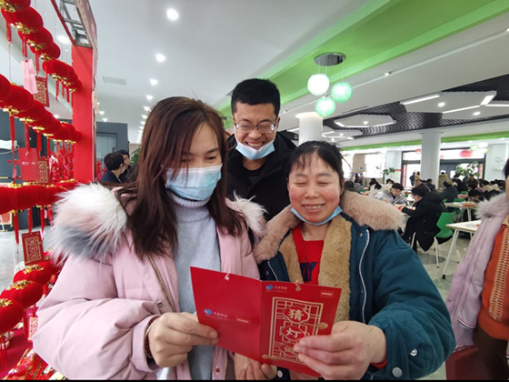 �������ʹ���-׷�󿵽�,����һ������