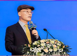 �������ʹ���-׷�󿵽�,����һ������